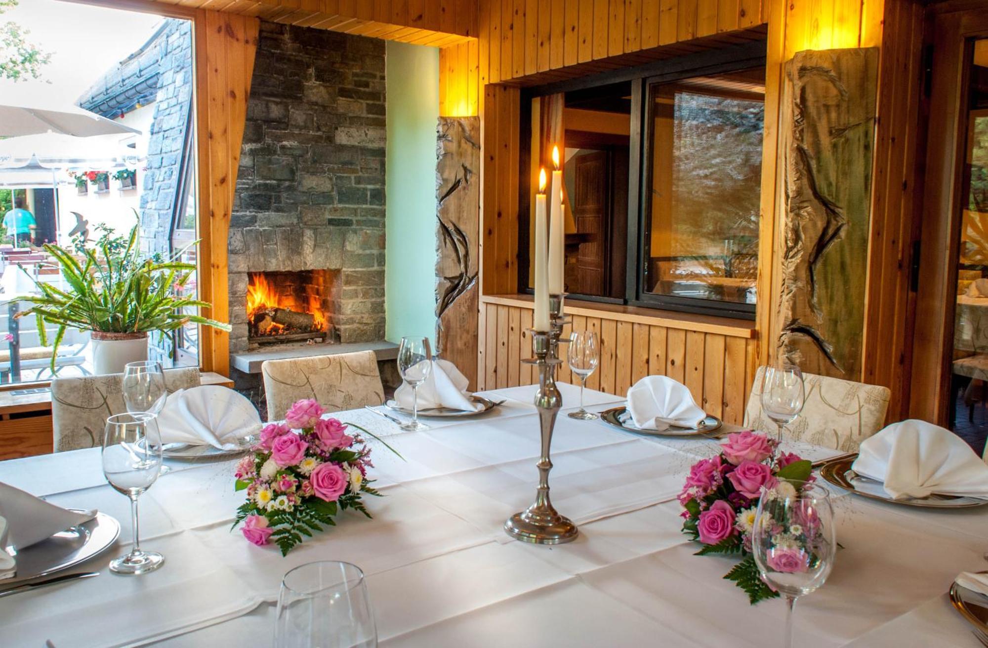 Ferienhotel Augustusburg Ngoại thất bức ảnh