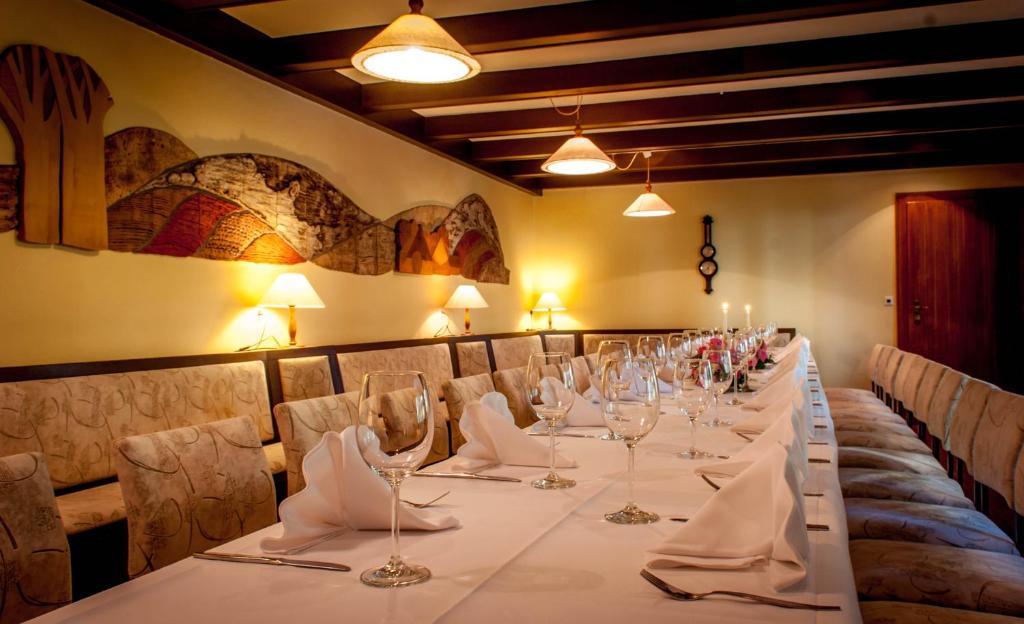 Ferienhotel Augustusburg Ngoại thất bức ảnh